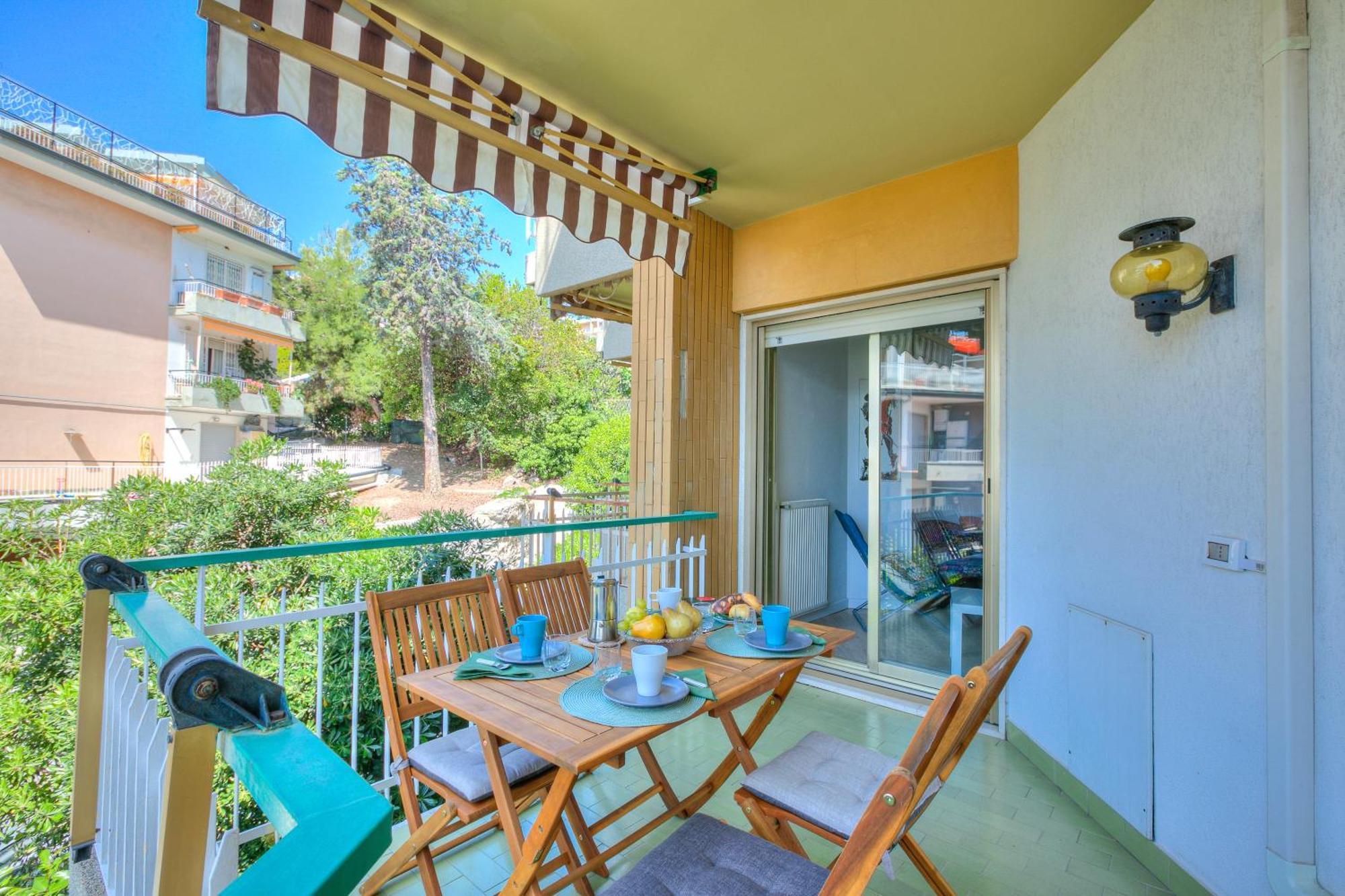 Casa Emma With Sea Glimpse - Happy Rentals 圣雷默 外观 照片