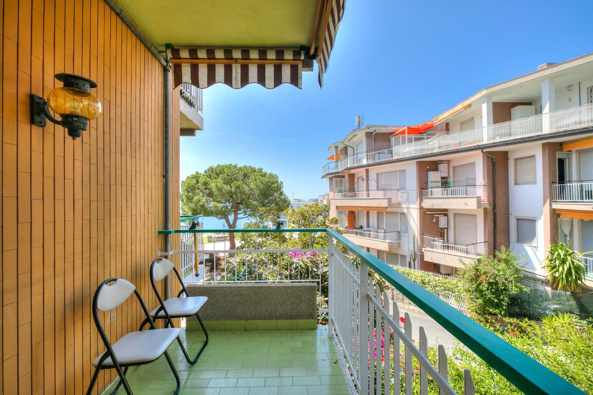Casa Emma With Sea Glimpse - Happy Rentals 圣雷默 外观 照片